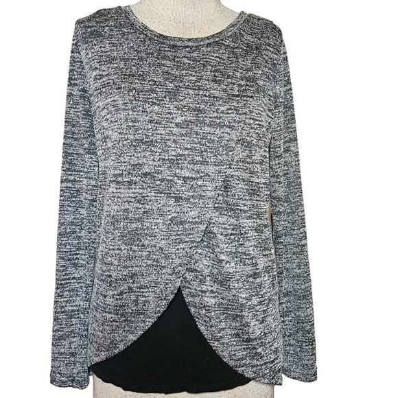 Gray Lightweight Maternity Sweater Size Medium - Picture 1 of 4